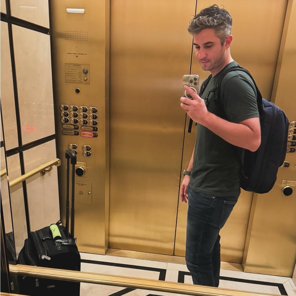 Meet your Posher, Nicholas
